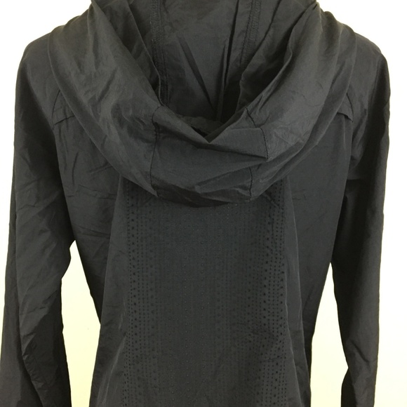 FABLETICS Lightweight Hood Running workout Jacket - Picture 8 of 8